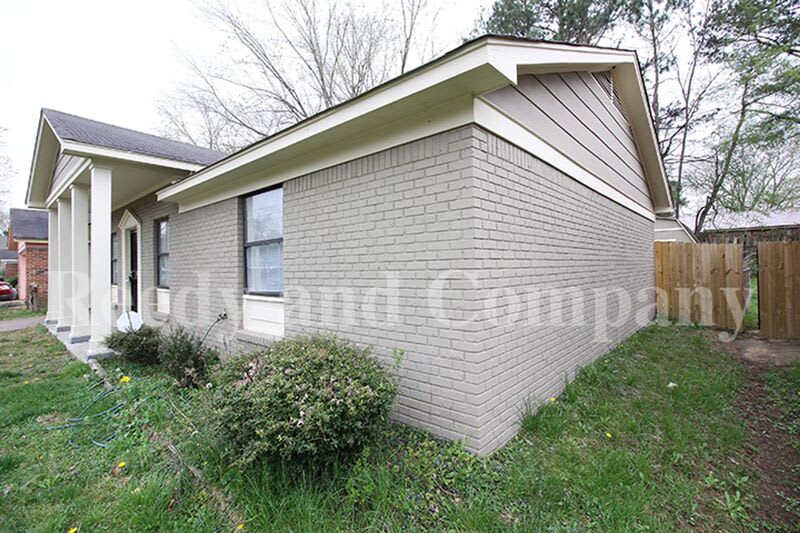 4041 Hitchcock St – photo 3