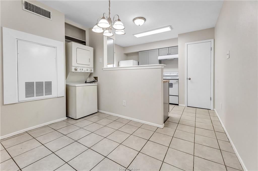 1516 Hawk Tree Drive – photo 4