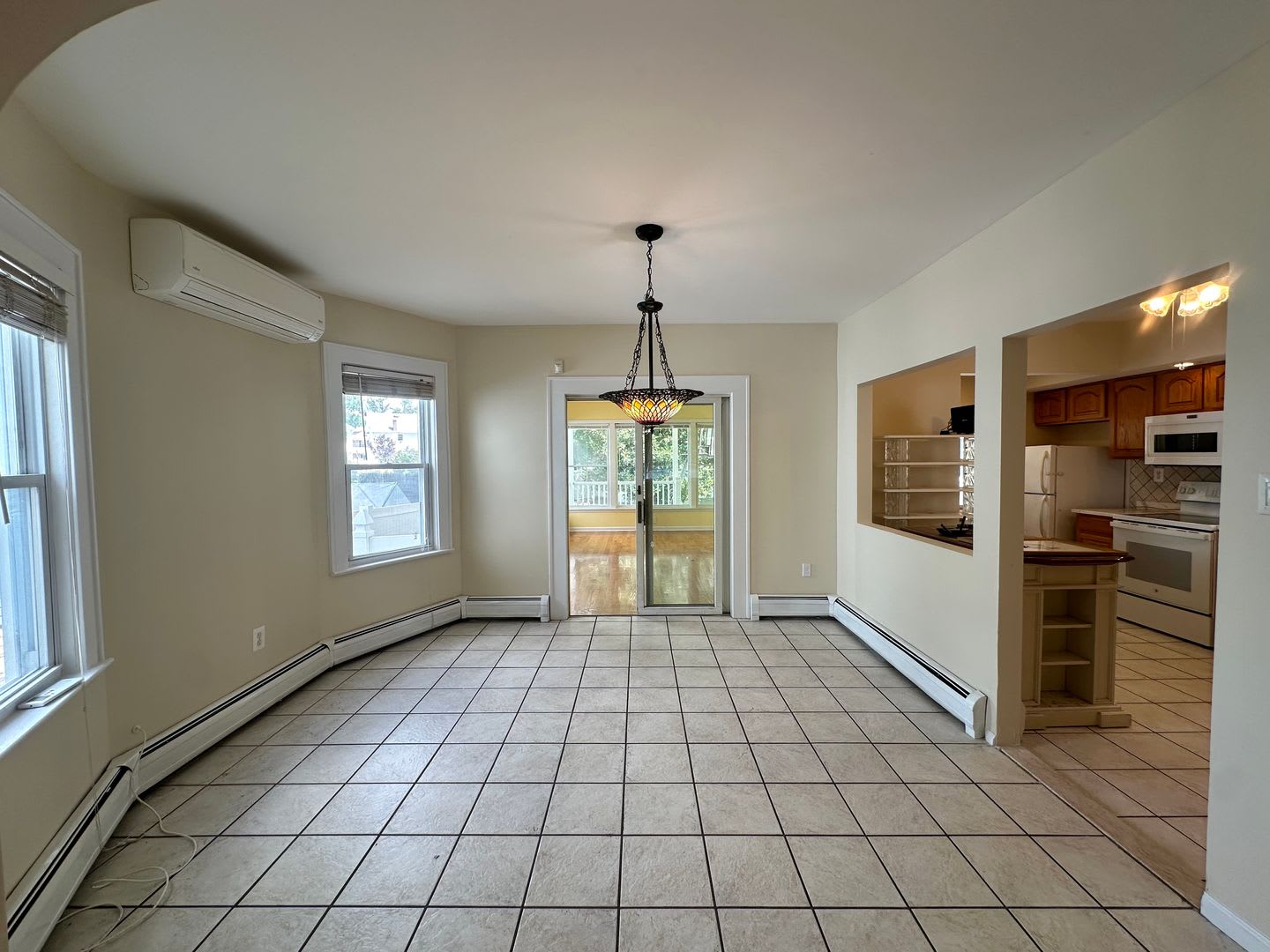 4 Bedrooms 3 5 Bathrooms – photo 3