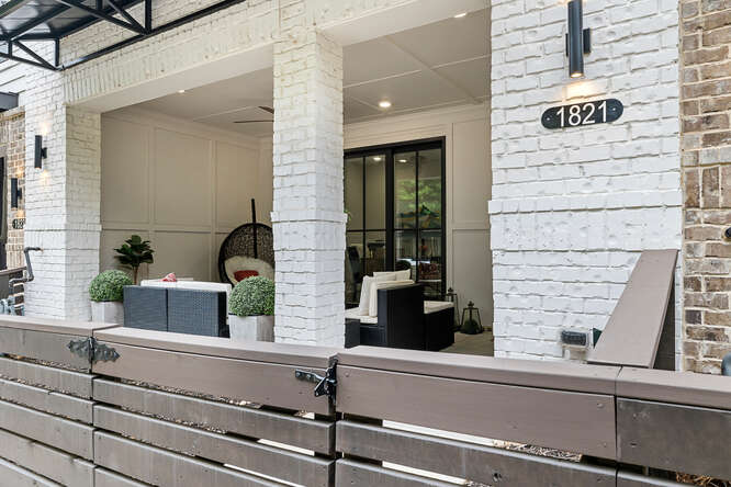 1821 La Dawn Lane Northwest – photo 1