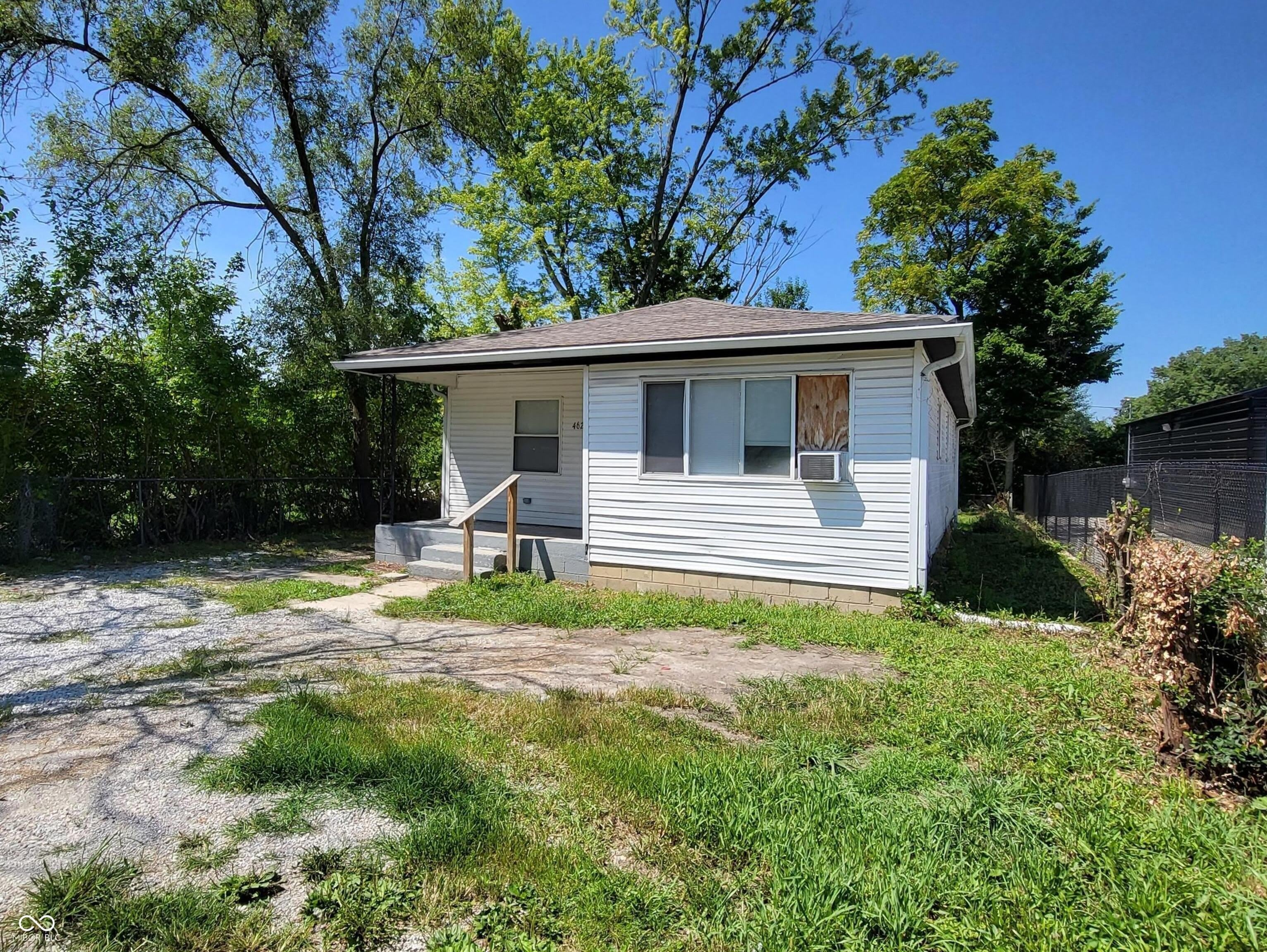 4622 E 30th Street – photo 2