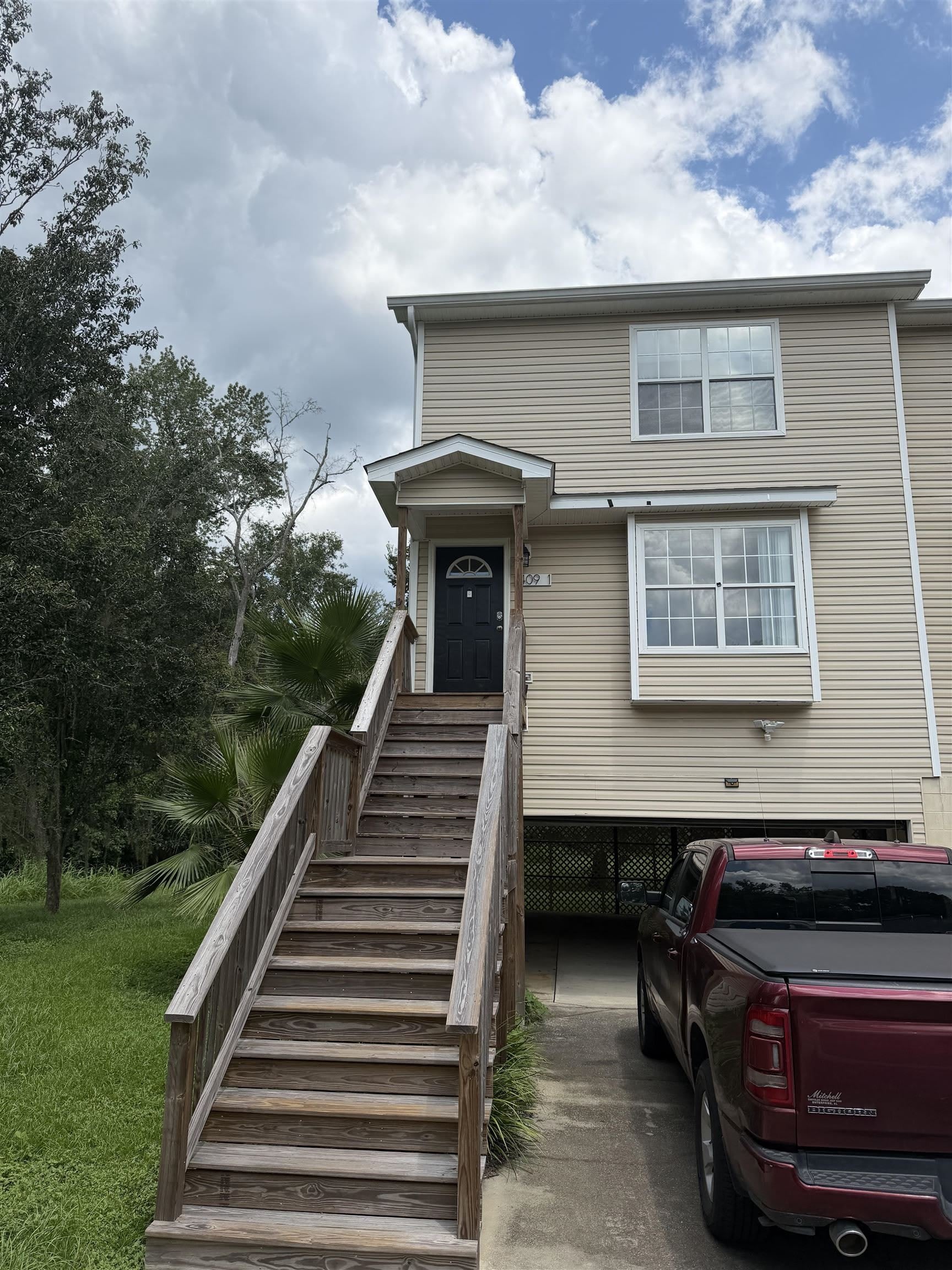 1409-1 Deer Haven Lane – photo 1