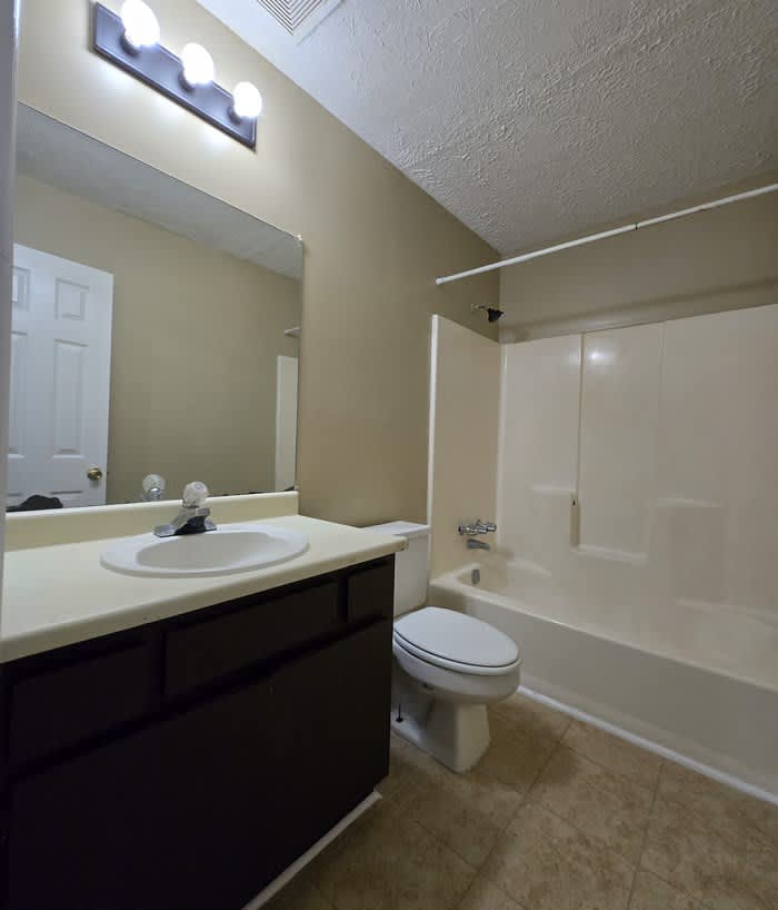 9235A Colony Drive Northwest – photo 2