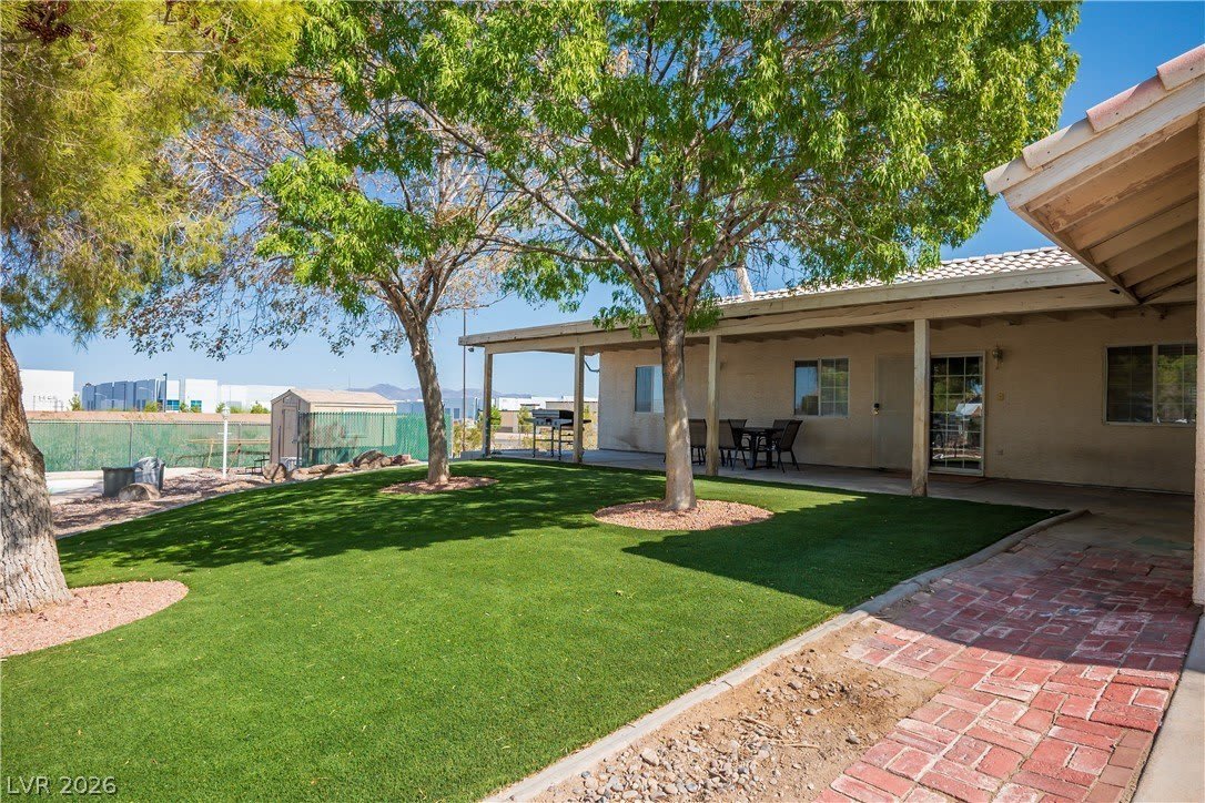6990 W Richmar Avenue – photo 3