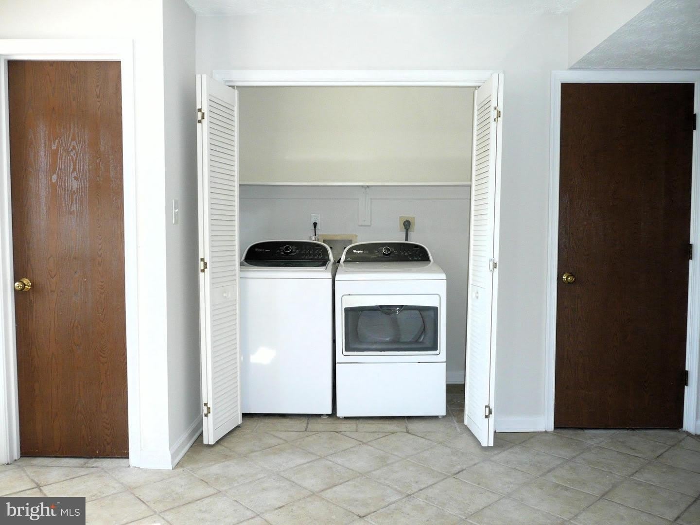 255 WATERFORD LN – photo 5