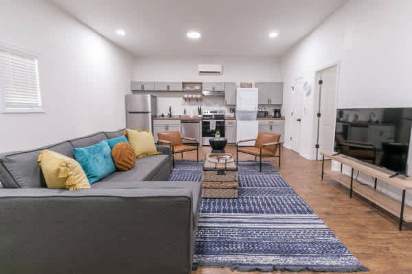 1813 Alpine Drive – photo 5