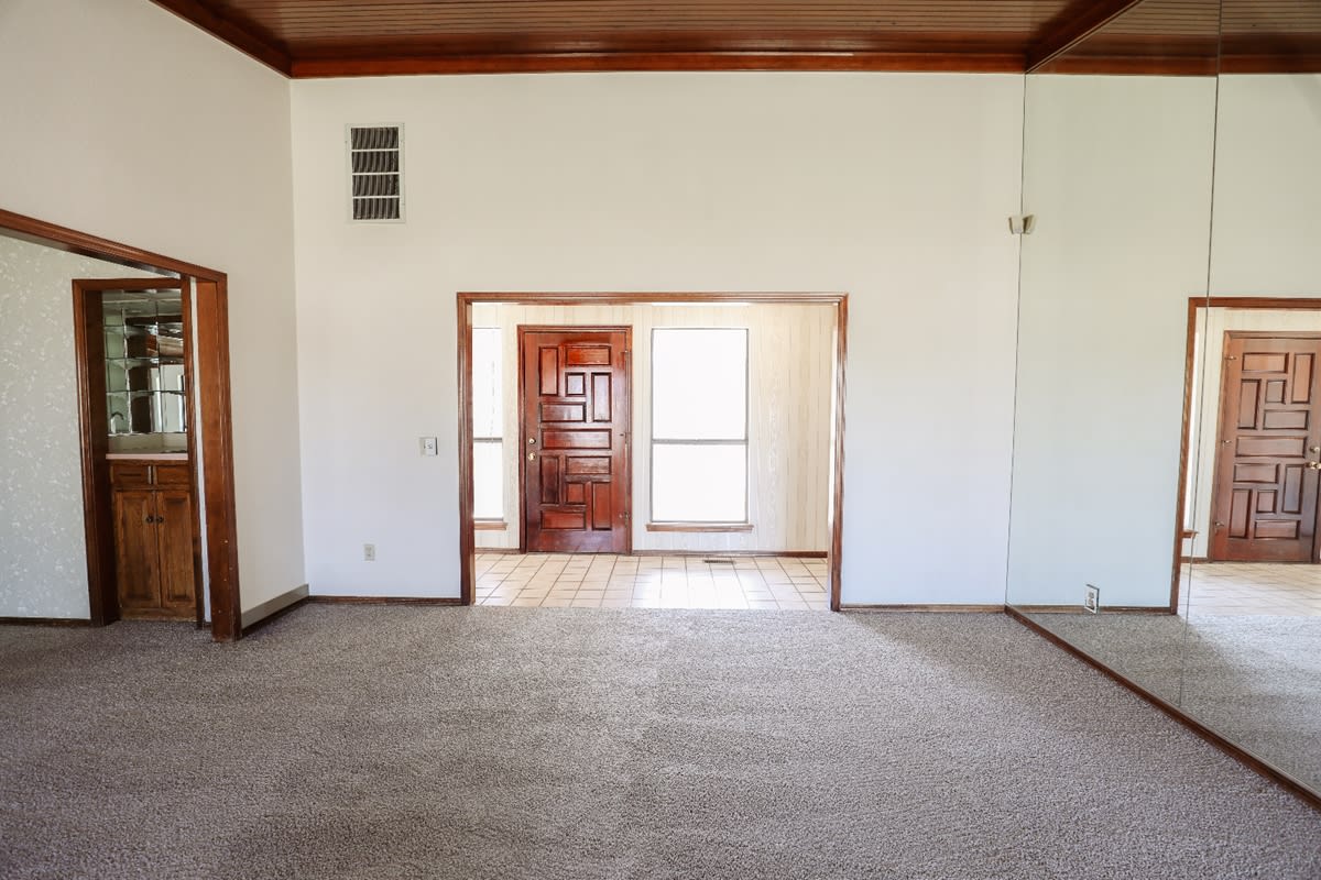 1321 Harding Ave – photo 5