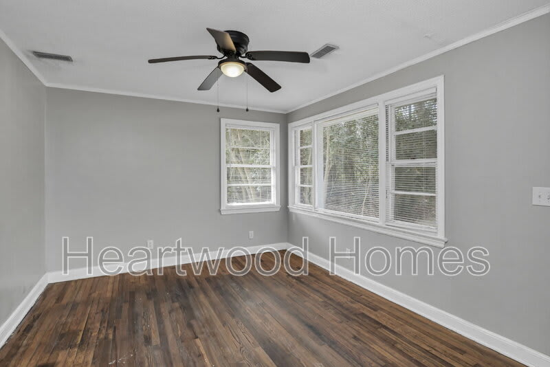 3300 Margrave Road – photo 2