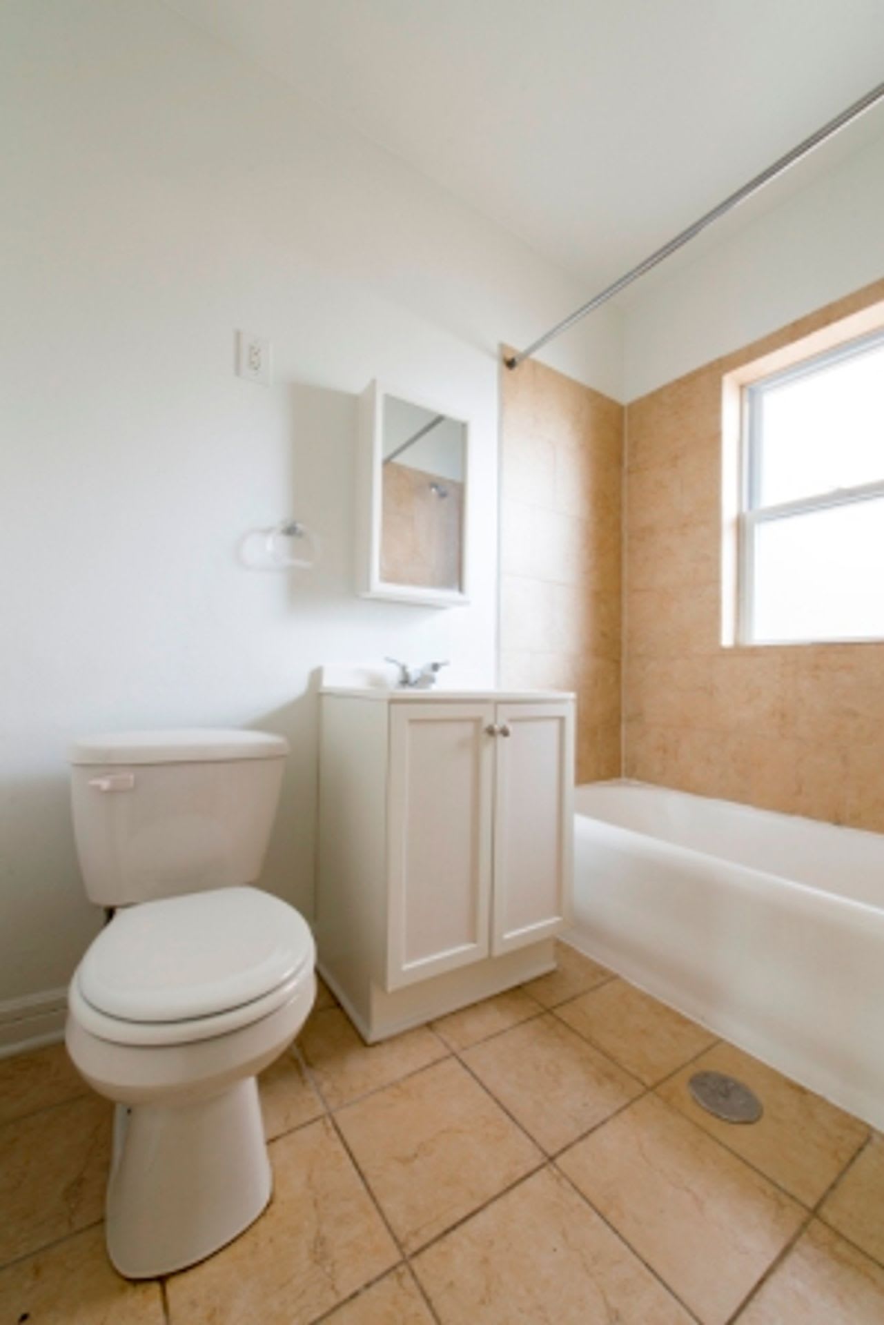 7354 South Dorchester – photo 3
