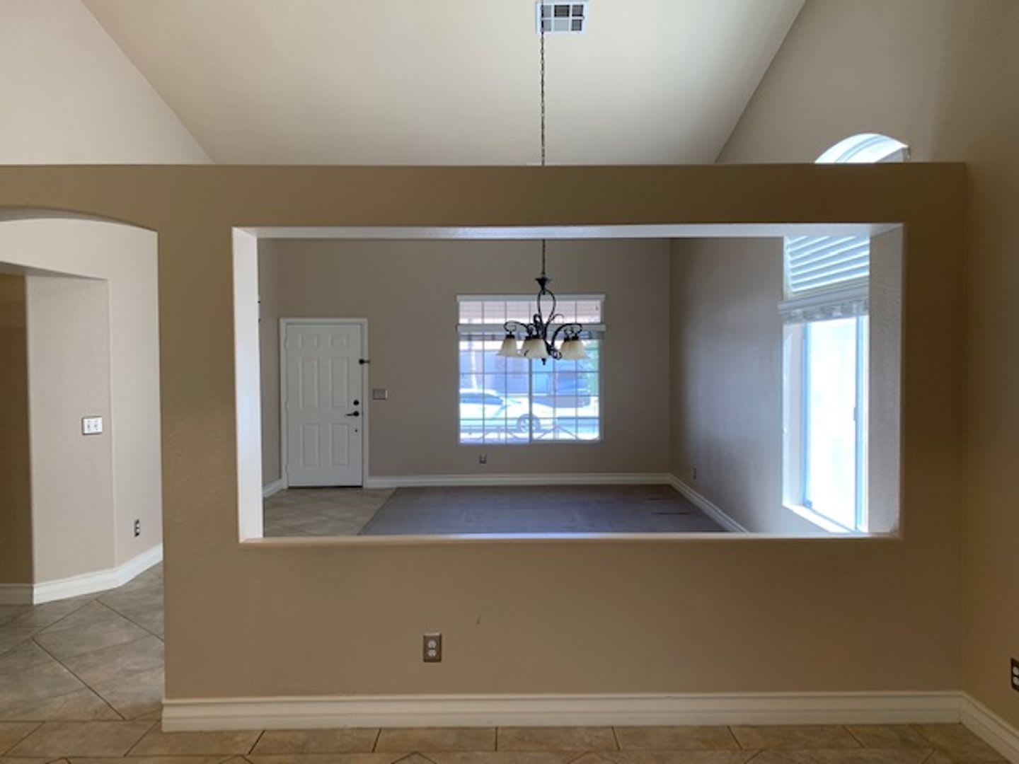 SINGLE STORY WITH A 3 CAR GARAGE IN HENDERSON!!!! – photo 5