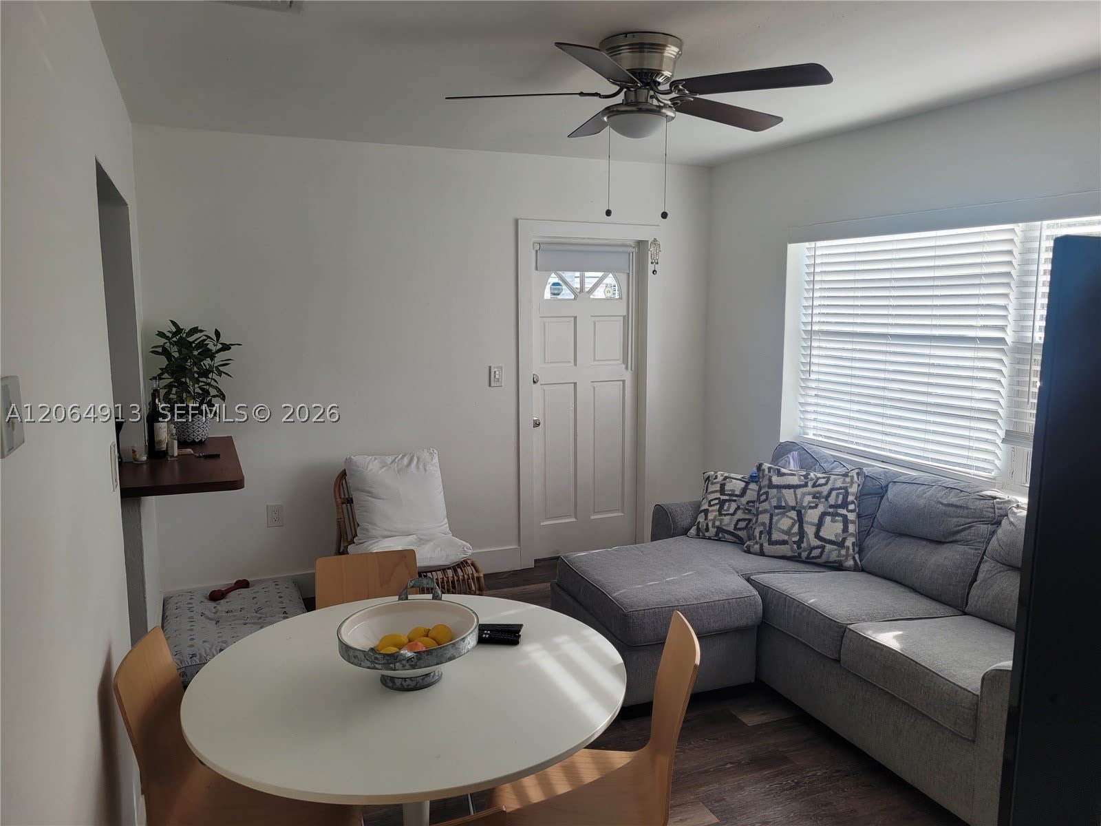 14280 NE 11th Ave – photo 4