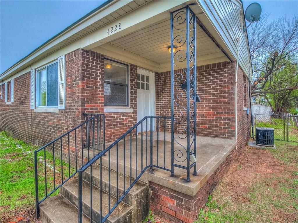 4228 NW 14th Street – photo 1