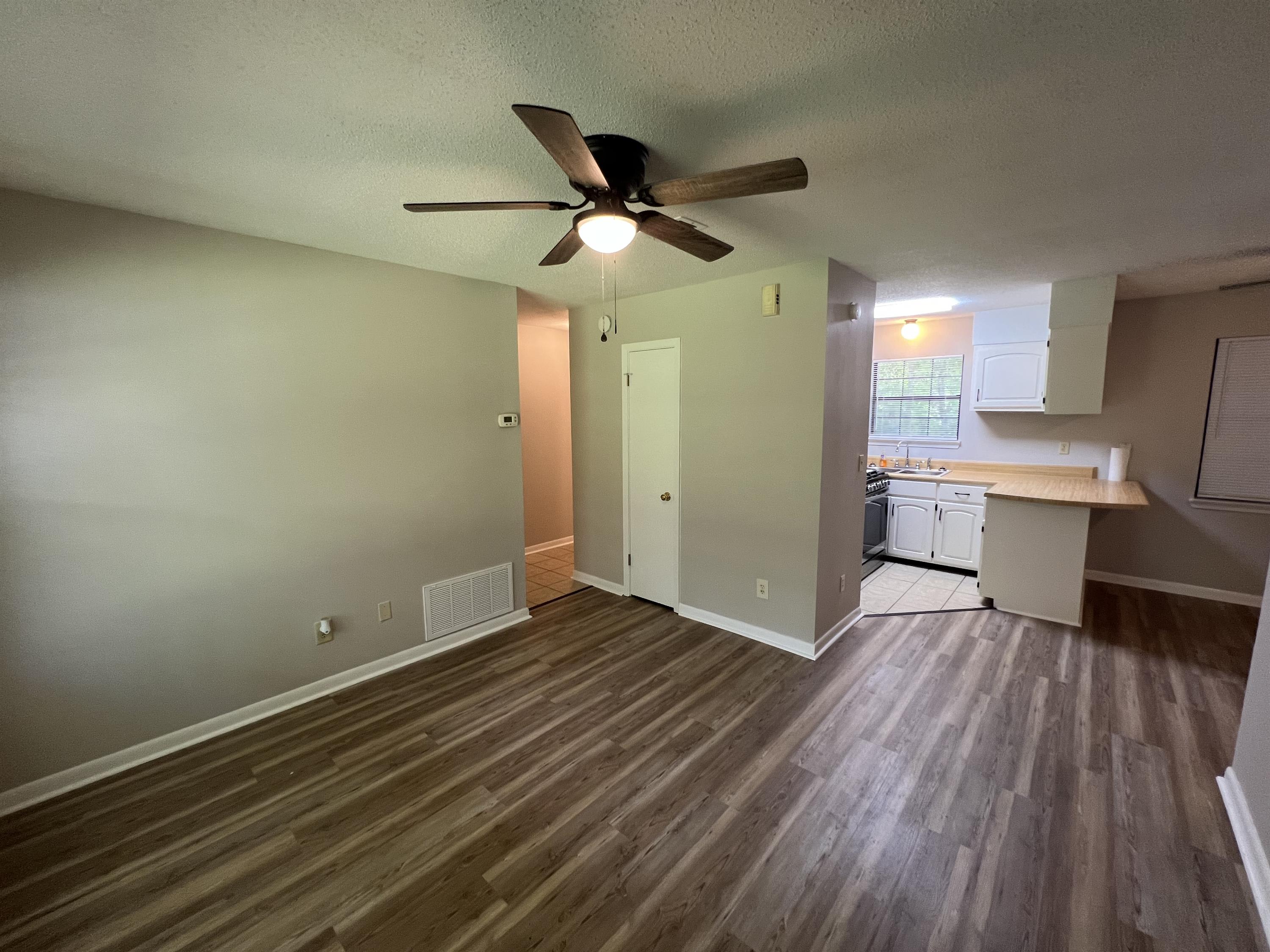 711 11th Street – photo 4