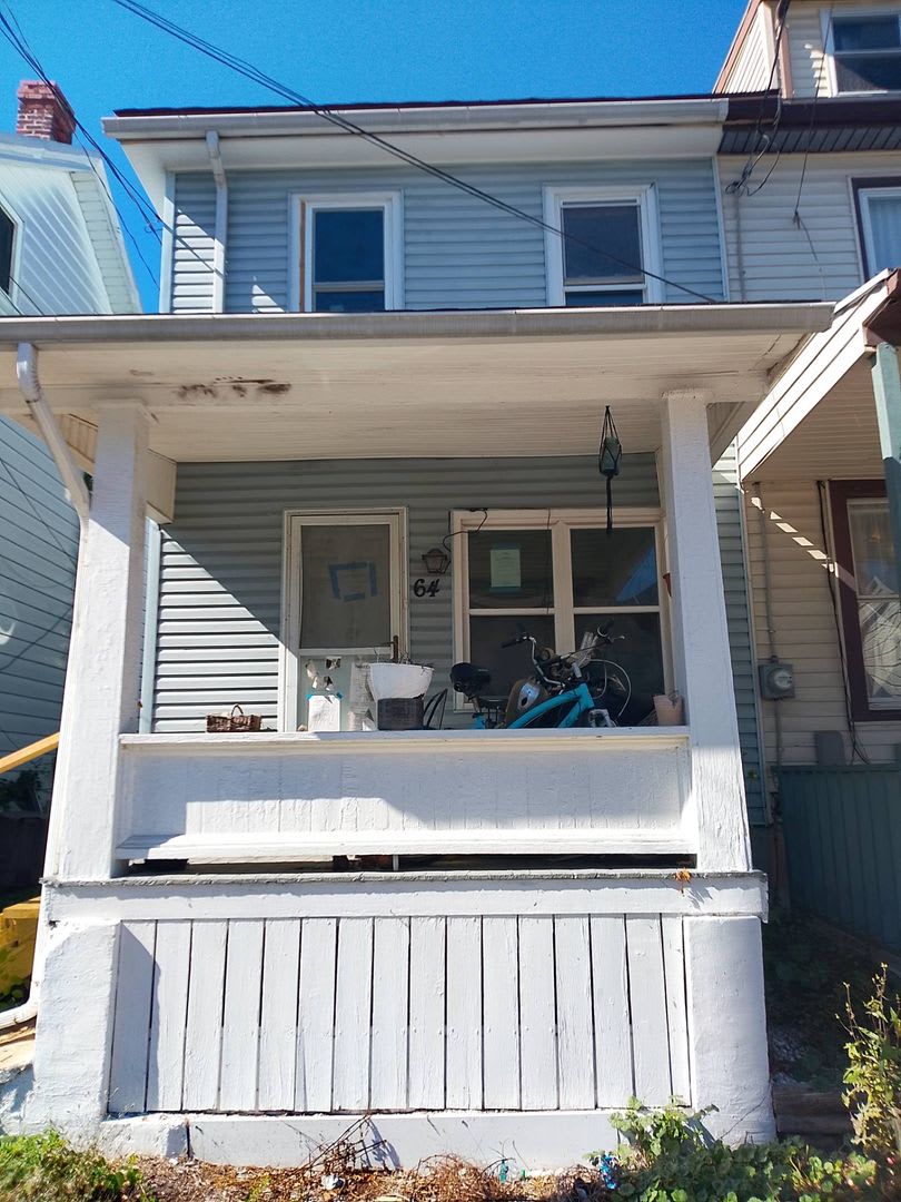 Available Now! Northeastern SD 3 bedroom home! – photo 1