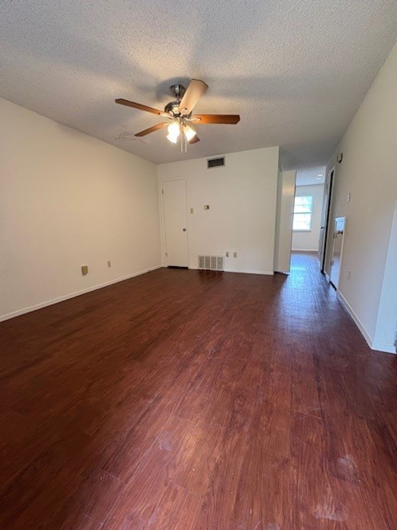 1226 Baylor Ave #119 – photo 3