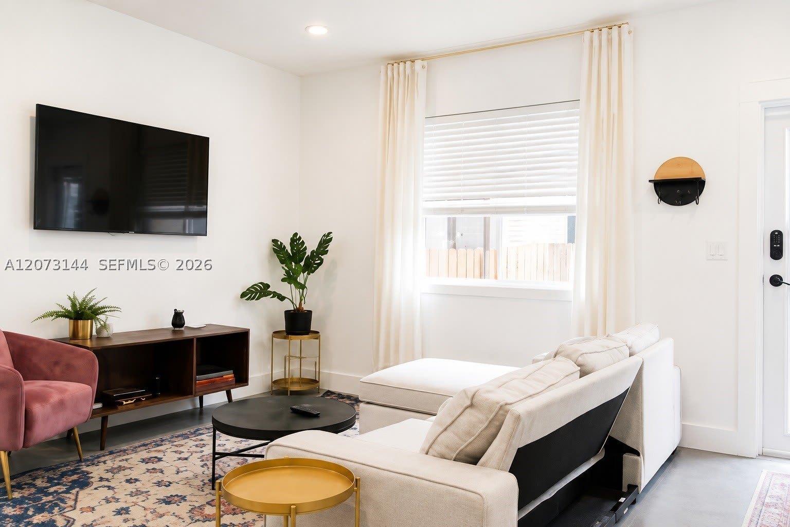 220 NW 47th St – photo 2
