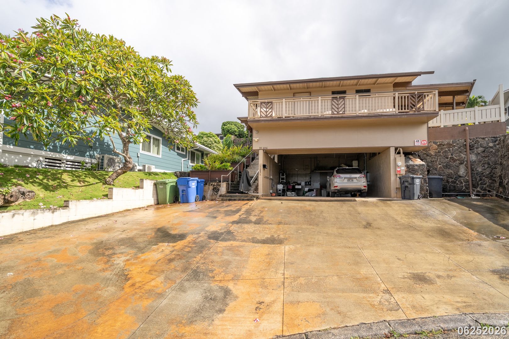 Like New breezy Studio/1BA detached cottage in a single family dwelling in Aiea – photo 1