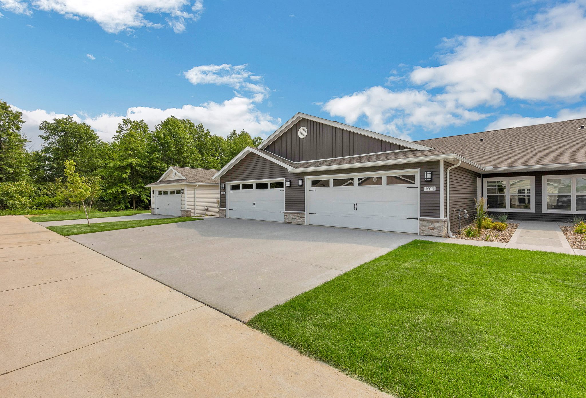Redwood Fairborn Beaver Valley Road – photo 1