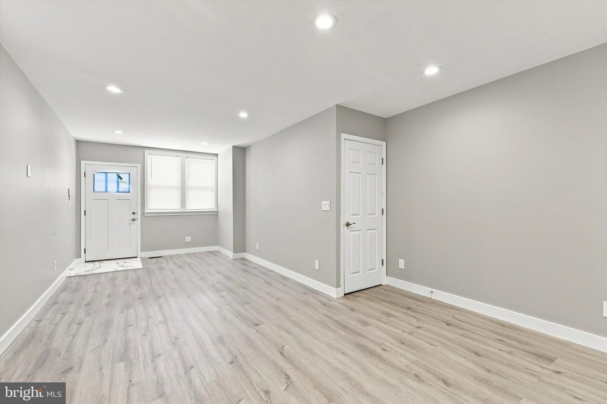2649 E Clearfield Street – photo 4