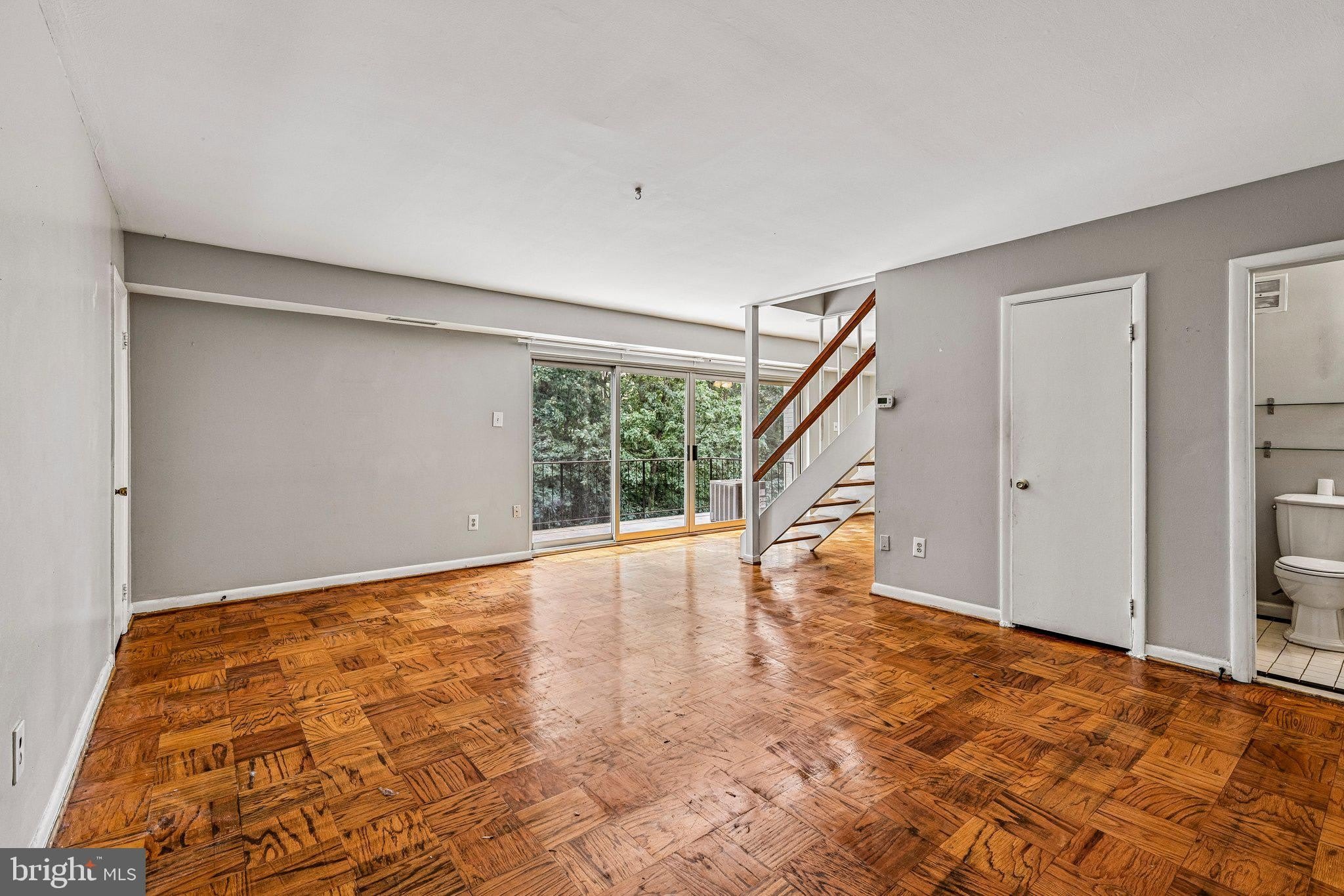 8614 Manchester Road – photo 3