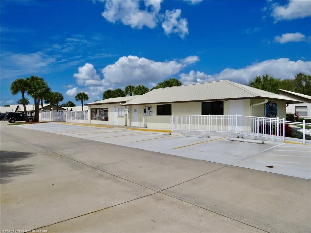 111 E Villaway Road – photo 4