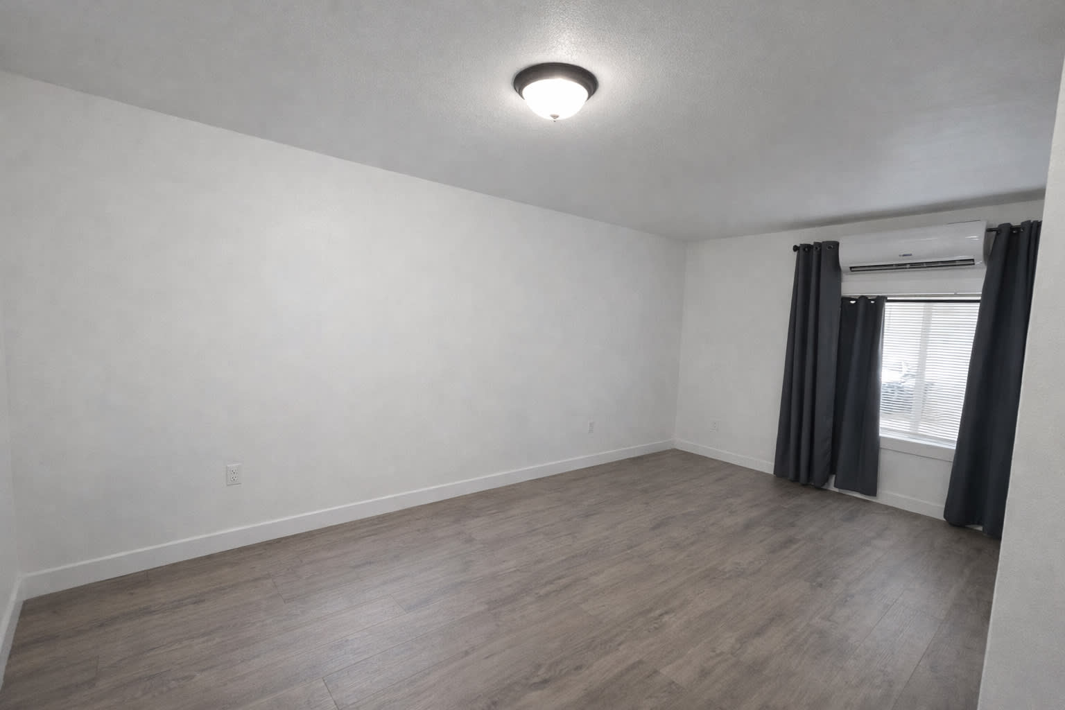 2706 N Depot St – photo 4