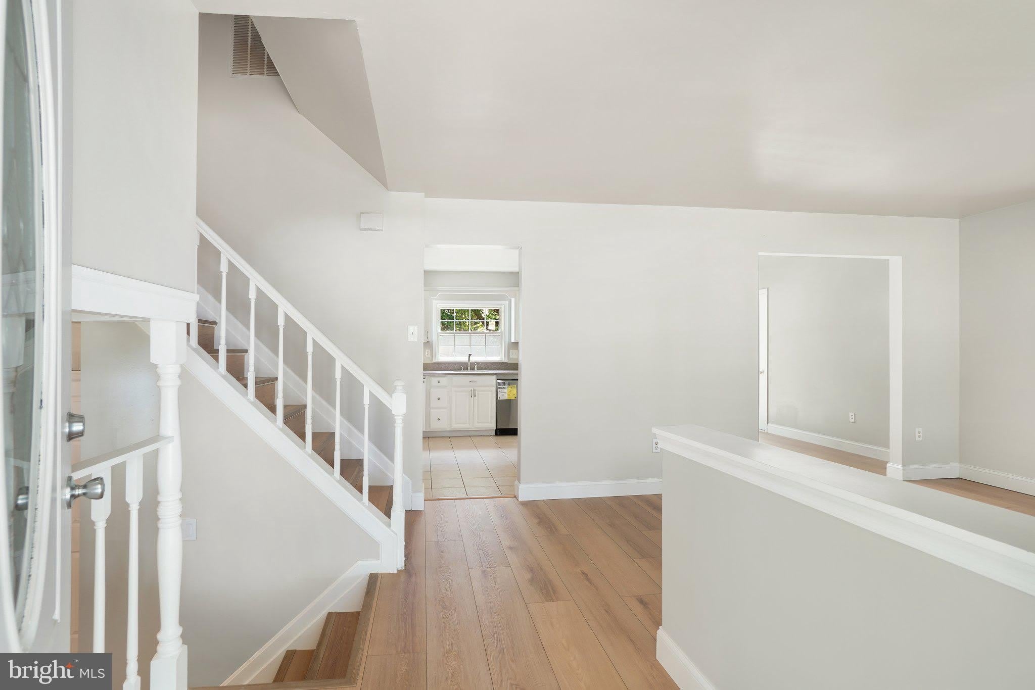 15950 ALAMEDA Drive – photo 3