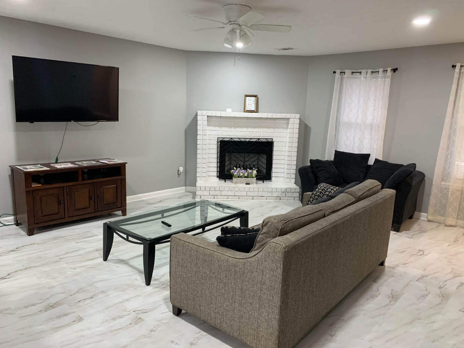 8672 Prather Drive – photo 2