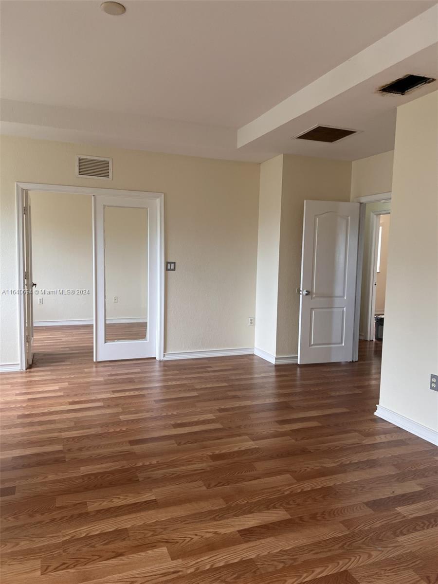 1220 NW 204th Street – photo 3