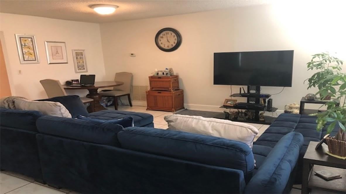 9011 NW 33rd Street – photo 5