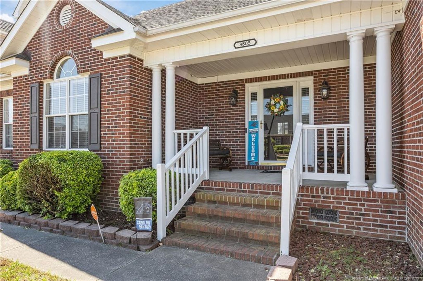 Stunning 4-Bedroom Brick Ranch with Bonus Room, Mother-in-Law Suite & Theater/Game Room – photo 3