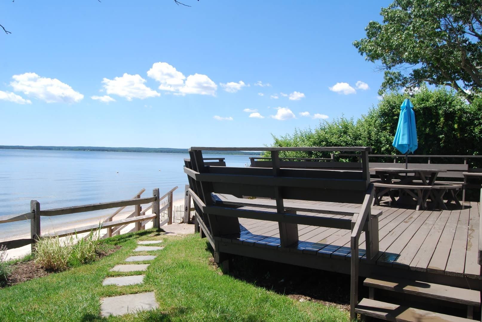 47 Bayside Ave – photo 2