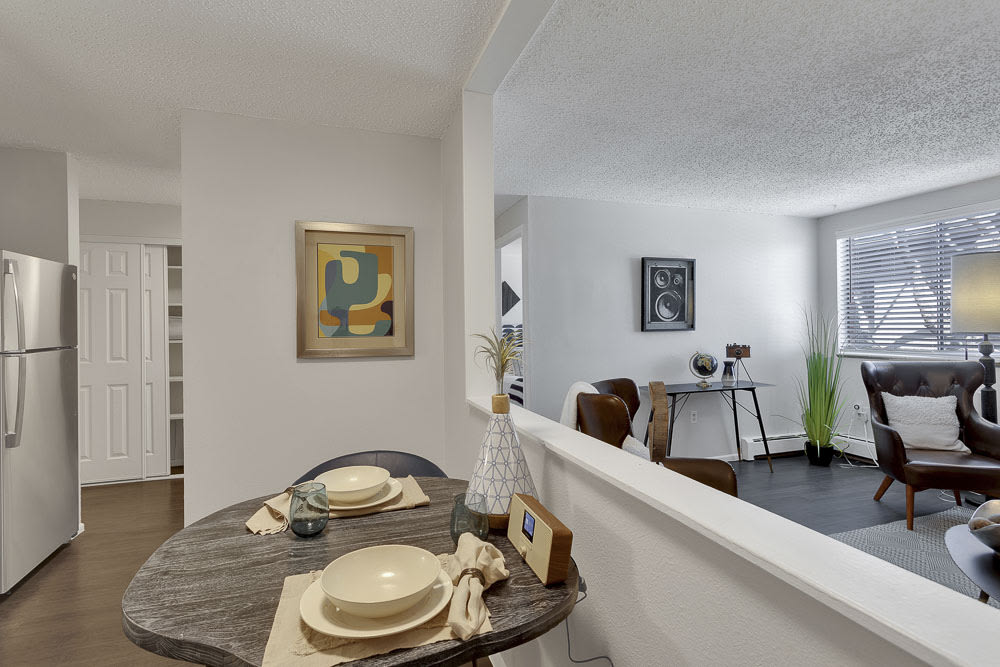 1430 Humboldt – photo 5