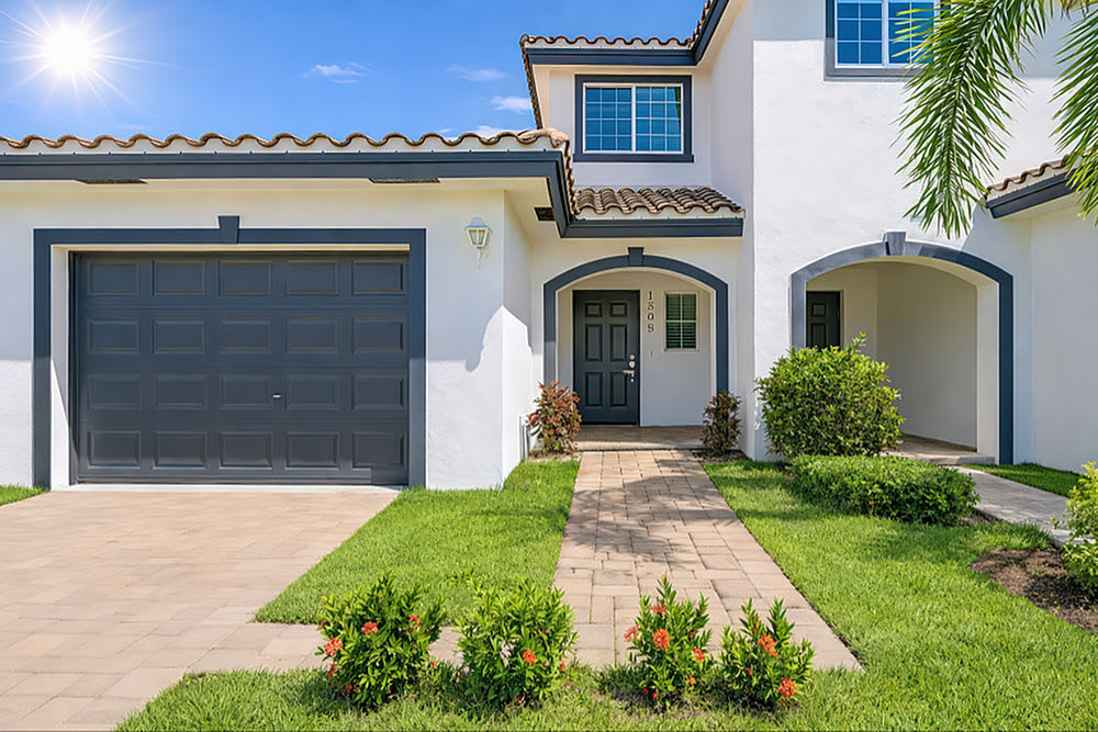 Amberton Luxury Townhomes – photo 2