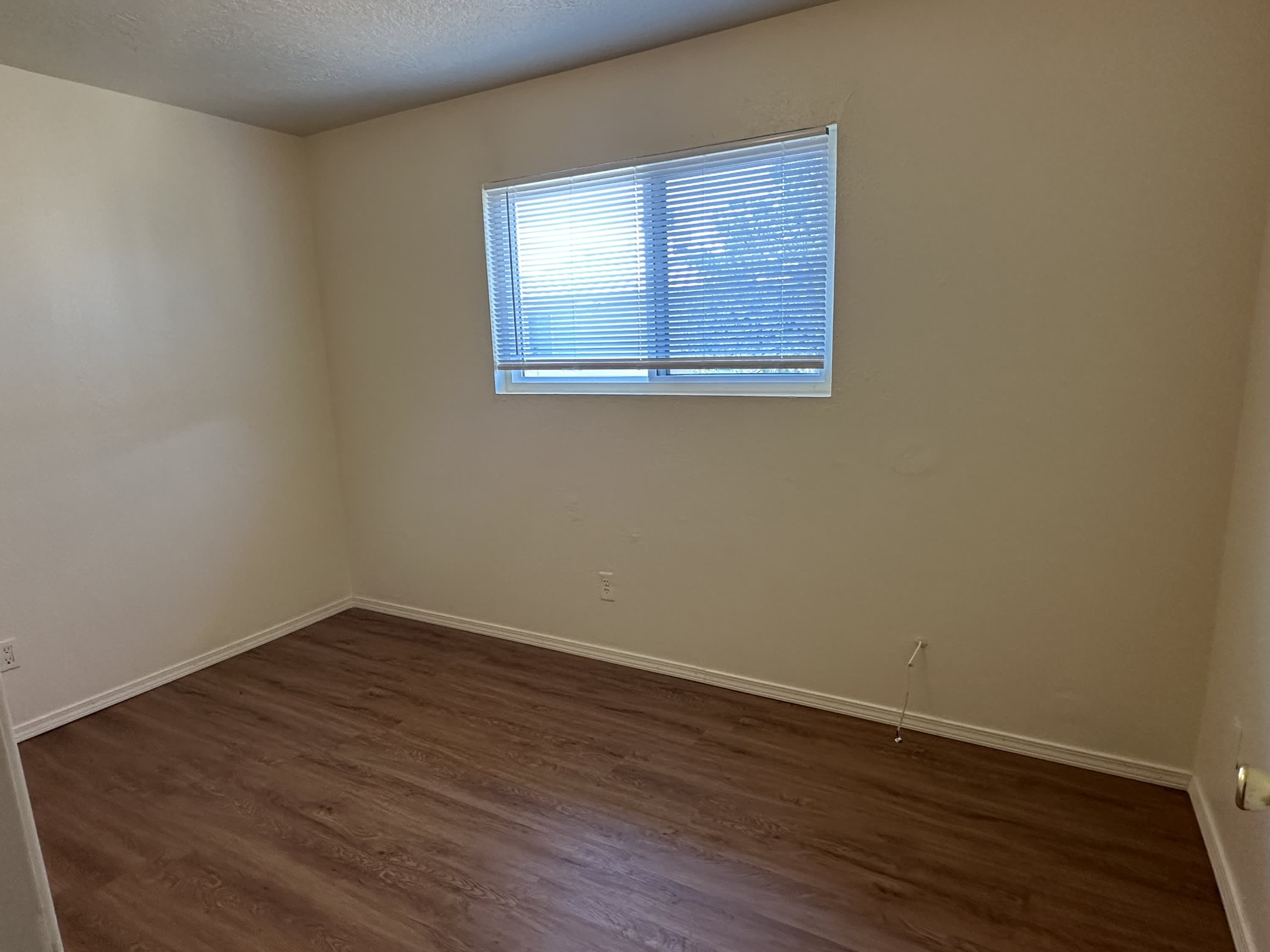 12008 Copper Avenue Northeast – photo 3