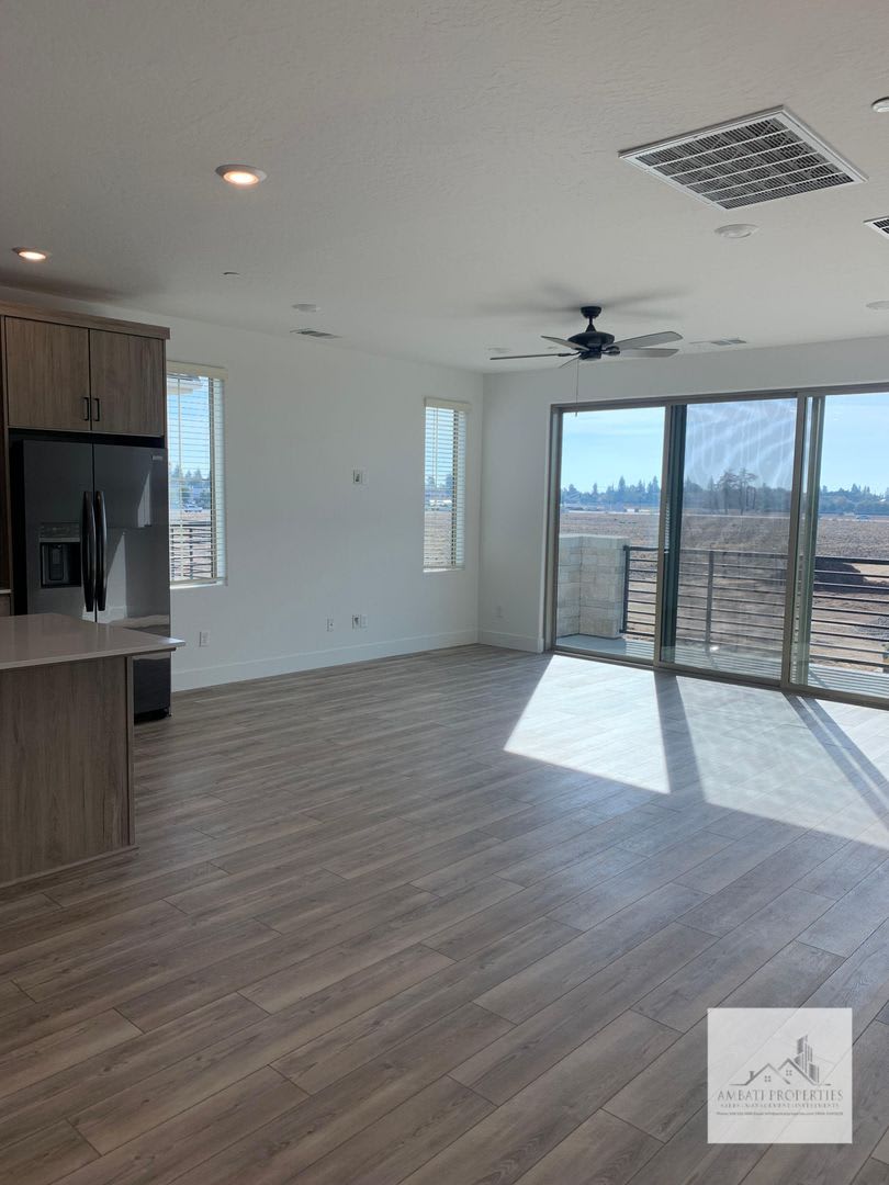 490 W. Mahogany Lane – photo 4