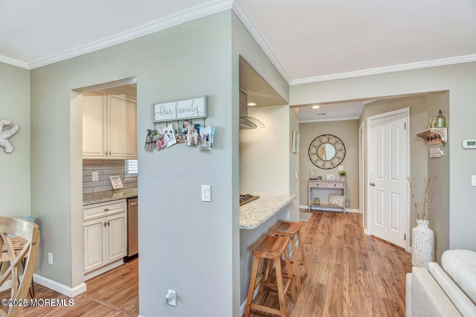 606 Bay Avenue – photo 4