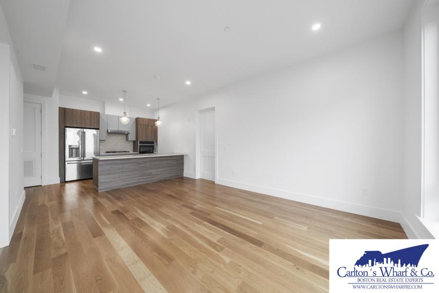 218 Old Colony Ave. – photo 1