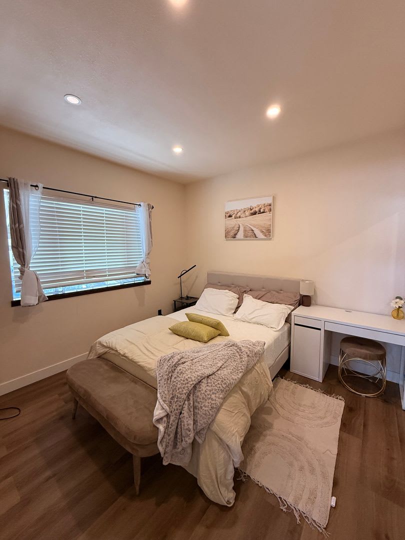 Charming furnished 1BR/1BA+ bonus Room in Oakland. – photo 5