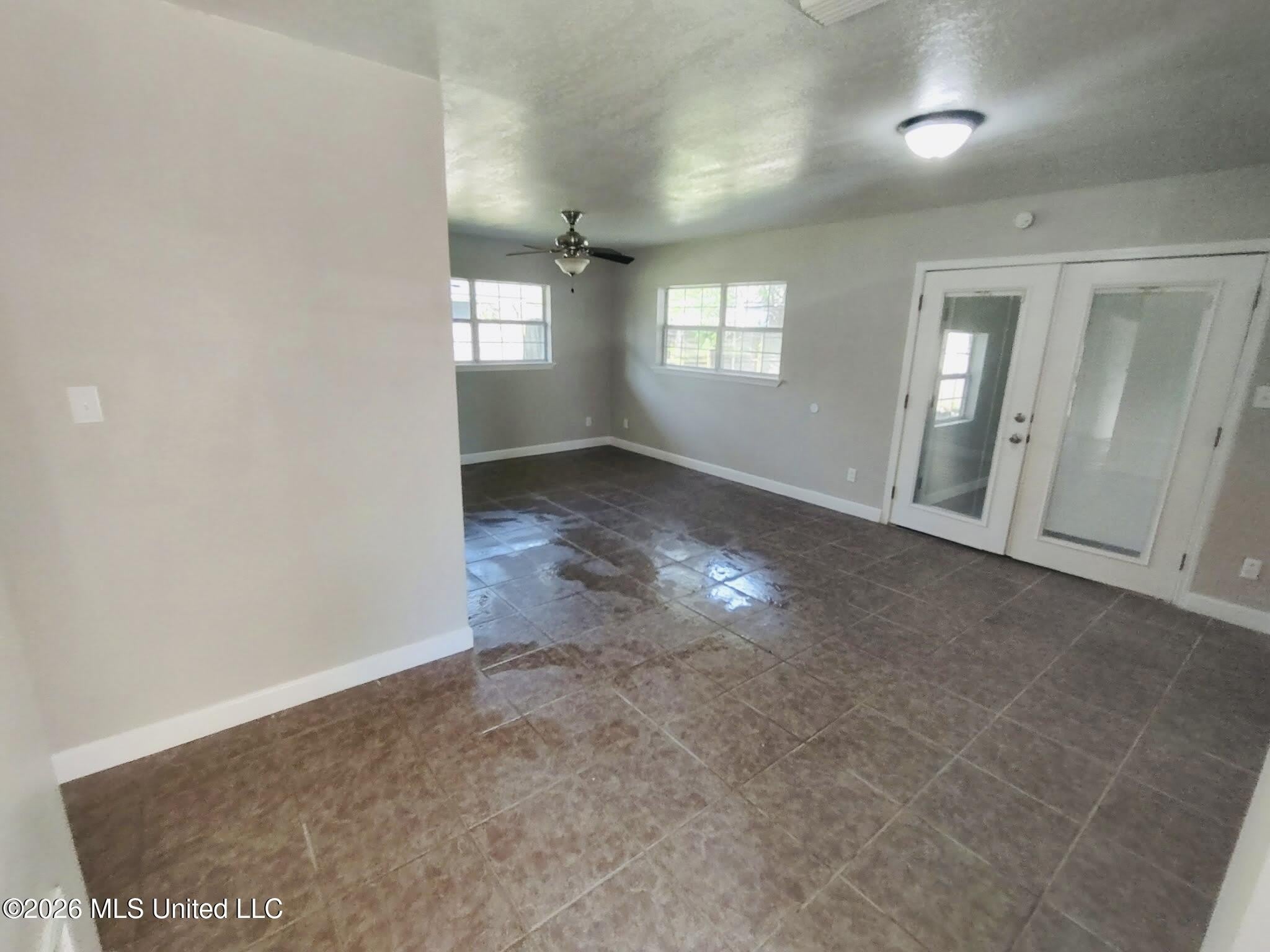 2110 Woodmont Street – photo 2
