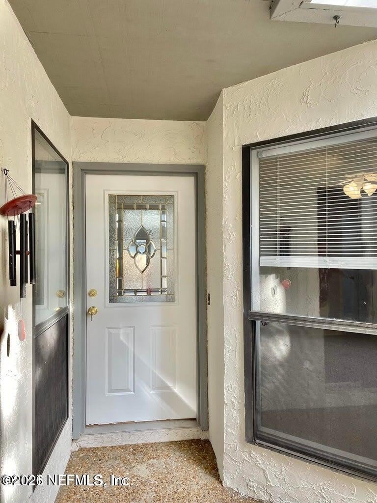 1185 ROMAINE Circle W – photo 2
