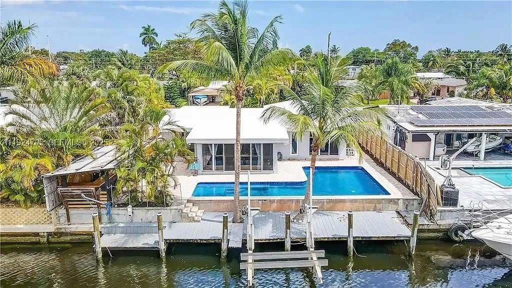 2525 Gulfstream Ln – photo 1