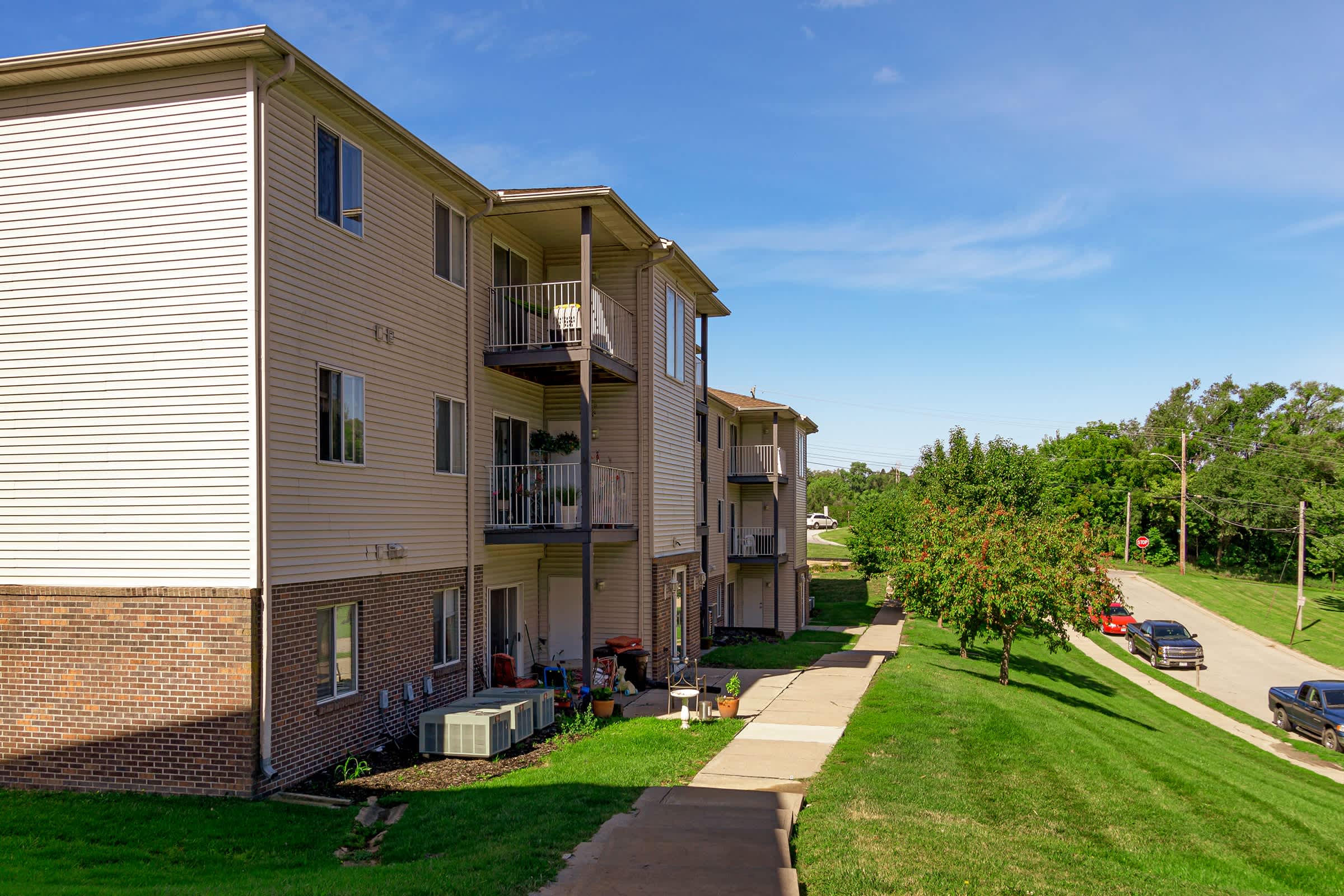 Parkview Apartments – photo 4