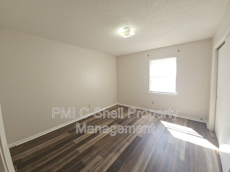6 Clyde St – photo 5