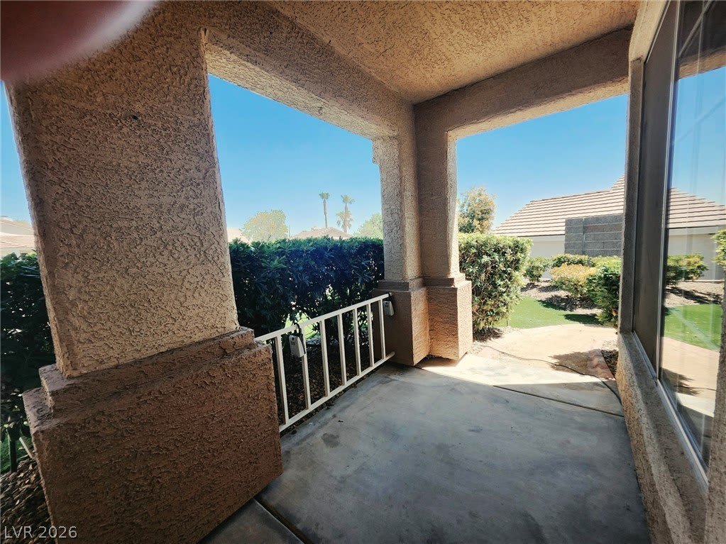1516 Waterton Drive – photo 3