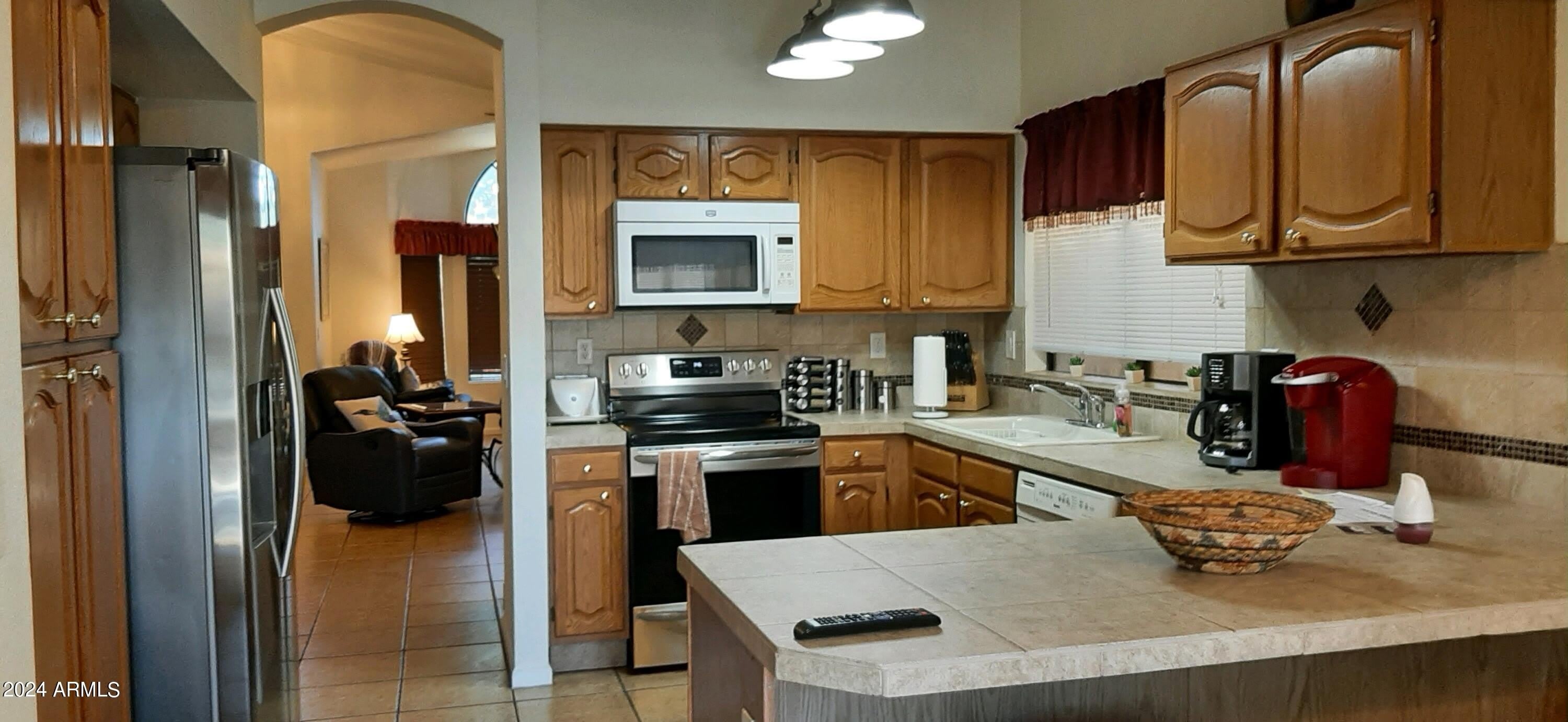 11018 W POINSETTIA Drive – photo 2