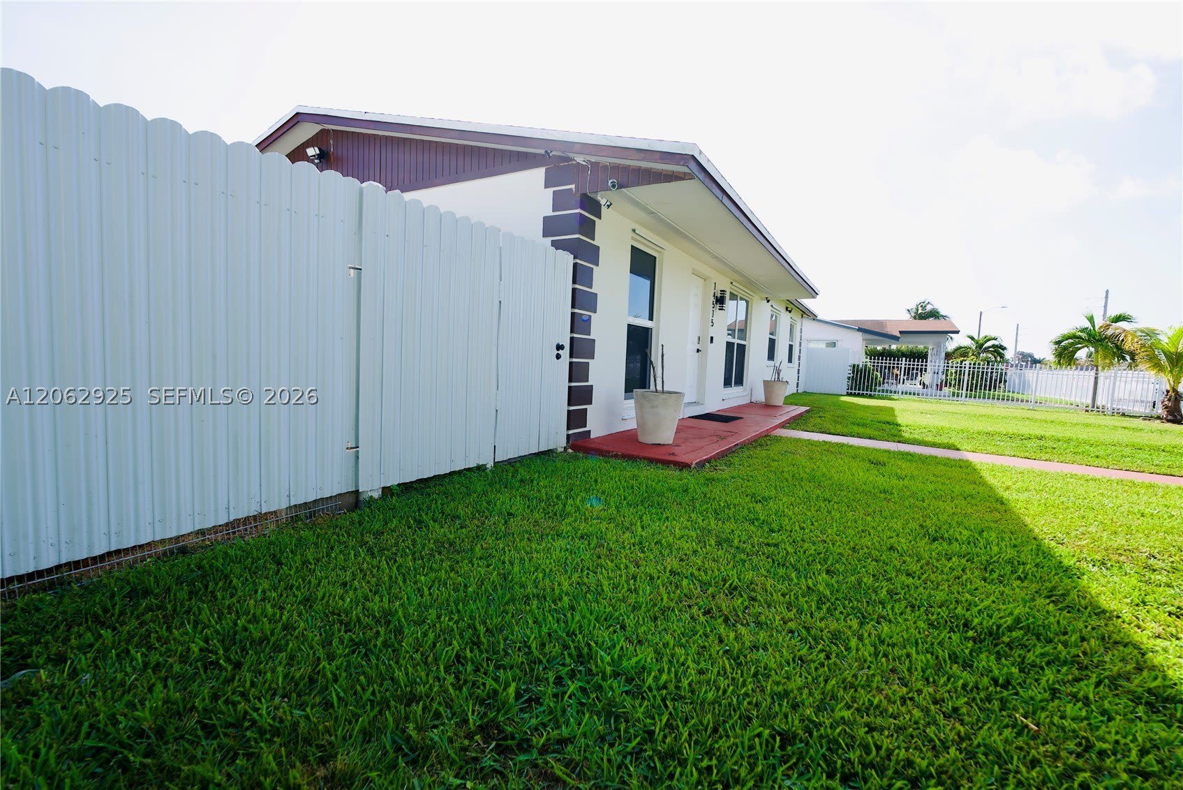 14515 SW 105th Ct – photo 2