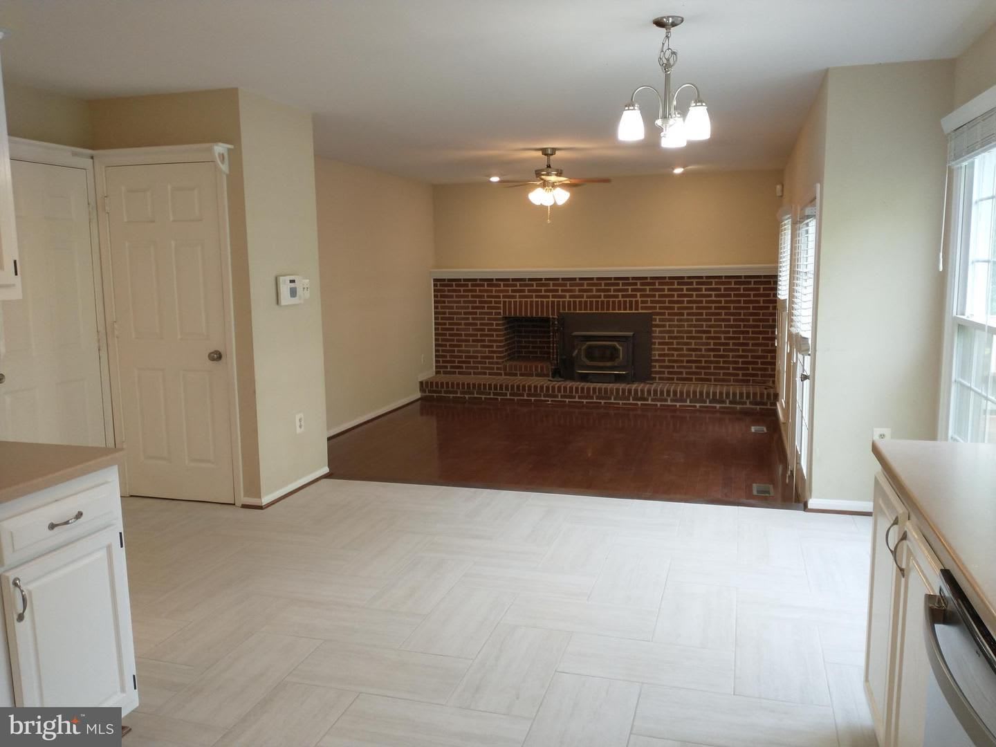 This home blends comfort, space, and natural beauty in an elevated and inviting way. – photo 4