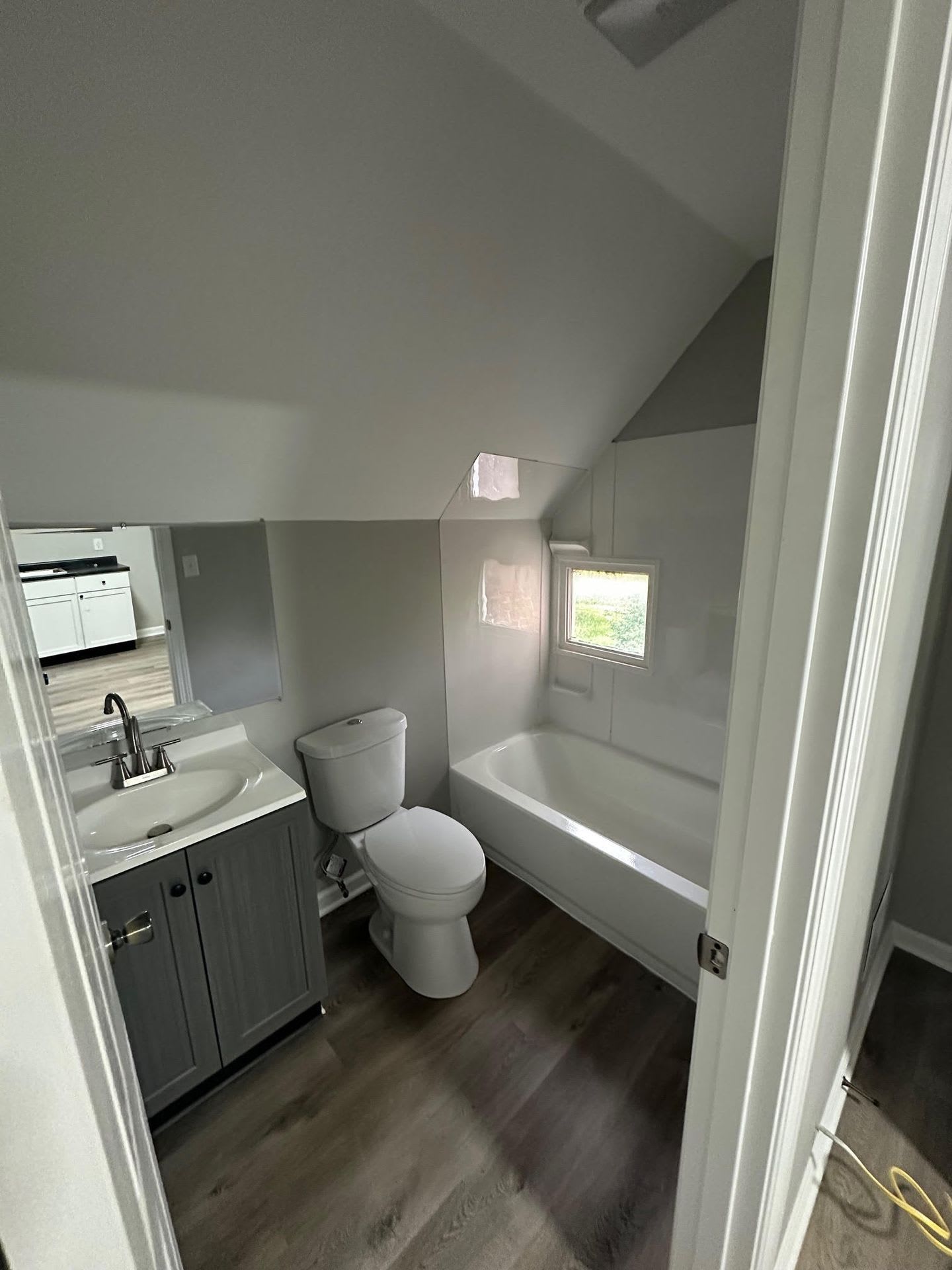 1109 E Kirby Ave (Whim & Proper, LLC) – photo 1