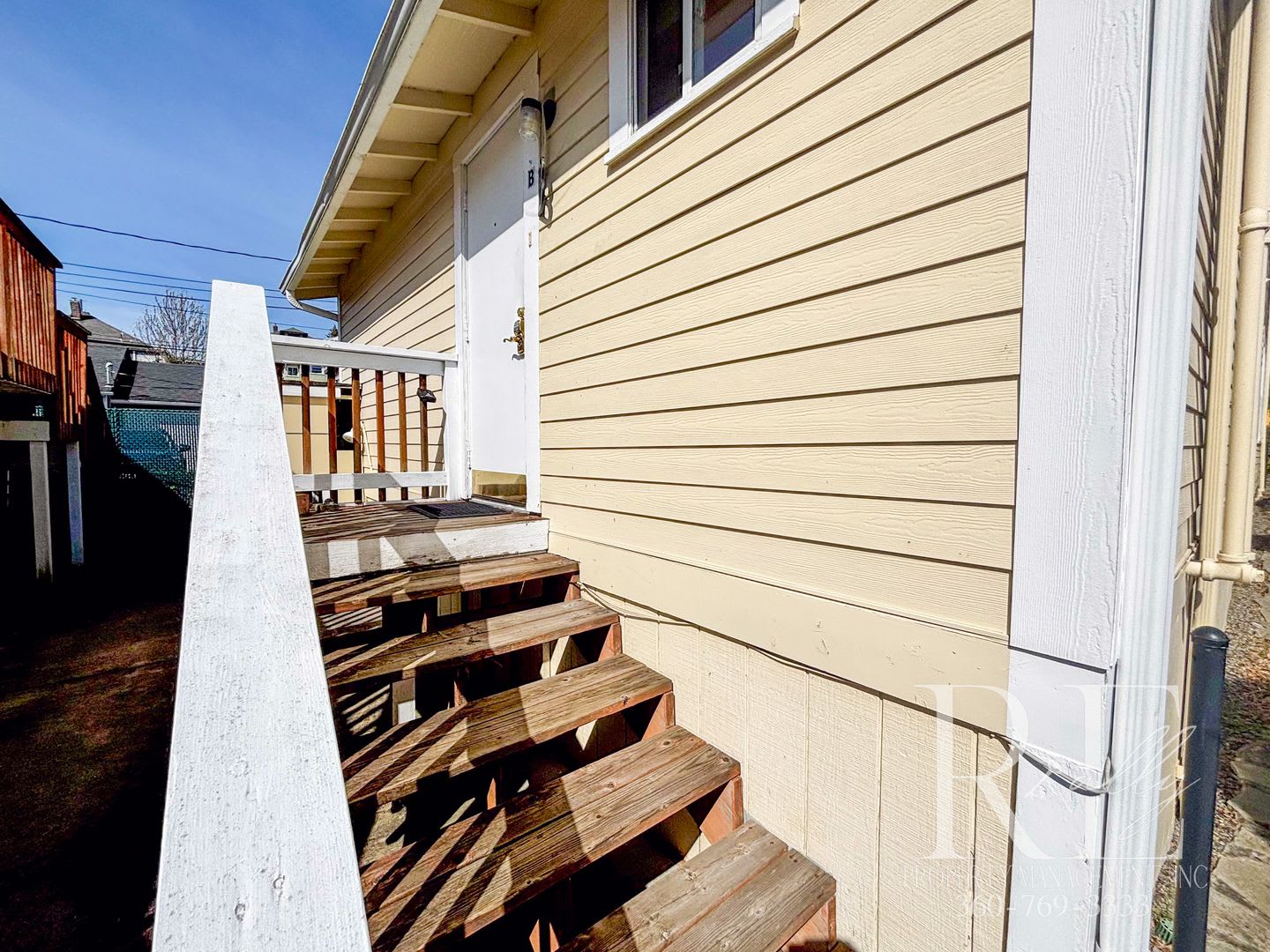 MOVE-IN SPECIAL: 50% OFF FIRST MONTHS RENT!!! – photo 2
